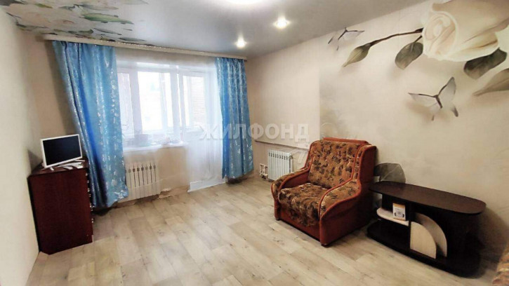 2-комн квартира 8 Марта улица, д.4