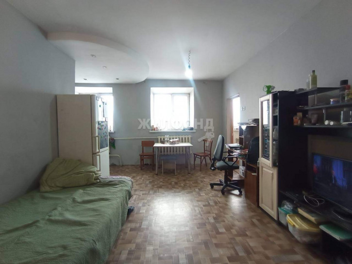 3-комн квартира Тувинских Добровольцев улица, д.26