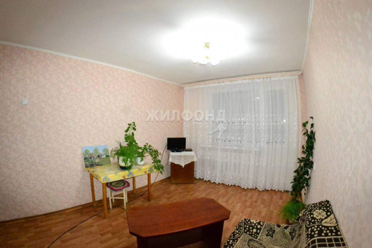 3-комн квартира 16-й микрорайон, д.31