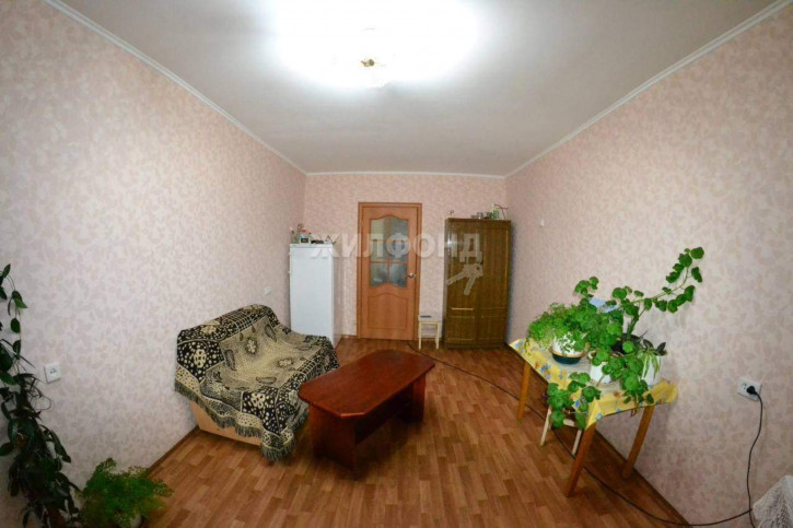 3-комн квартира 16-й микрорайон, д.31