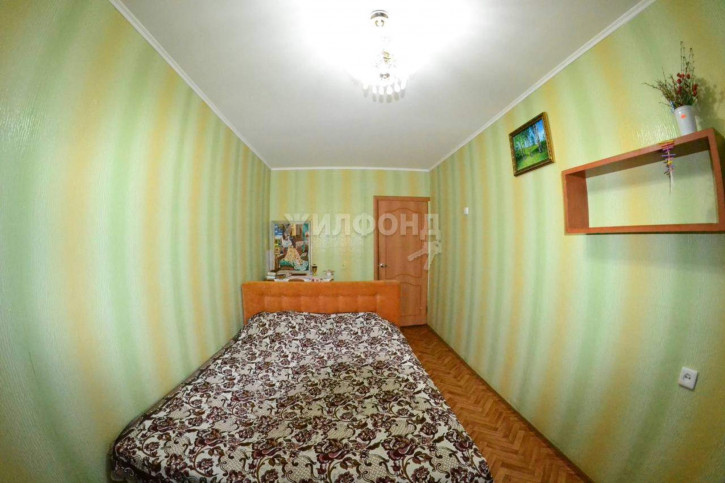 3-комн квартира 16-й микрорайон, д.31