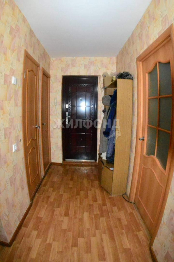 3-комн квартира 16-й микрорайон, д.31