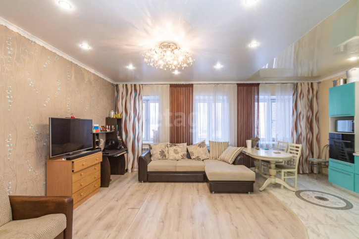3-комн квартира Пригородная, 27