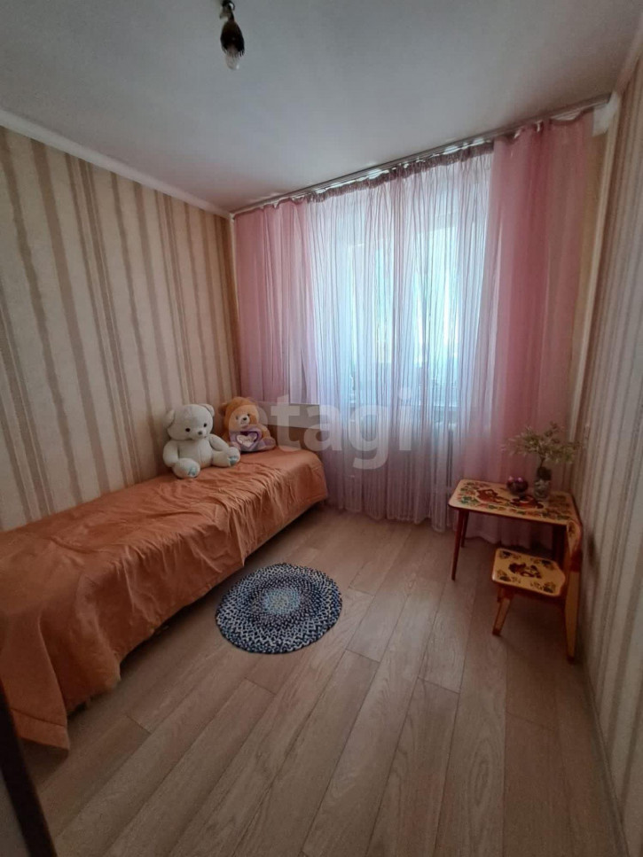 4-комн квартира Первомайская, 15