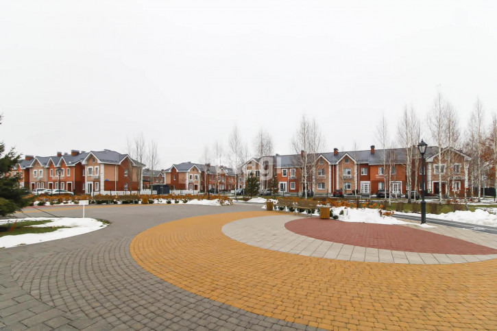 1-комн квартира в новом доме Александра Звягина, 12