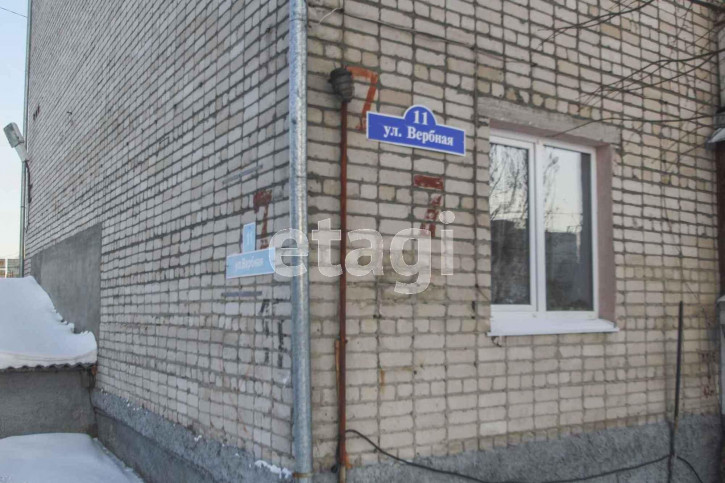 2-комн квартира Вербная, 11