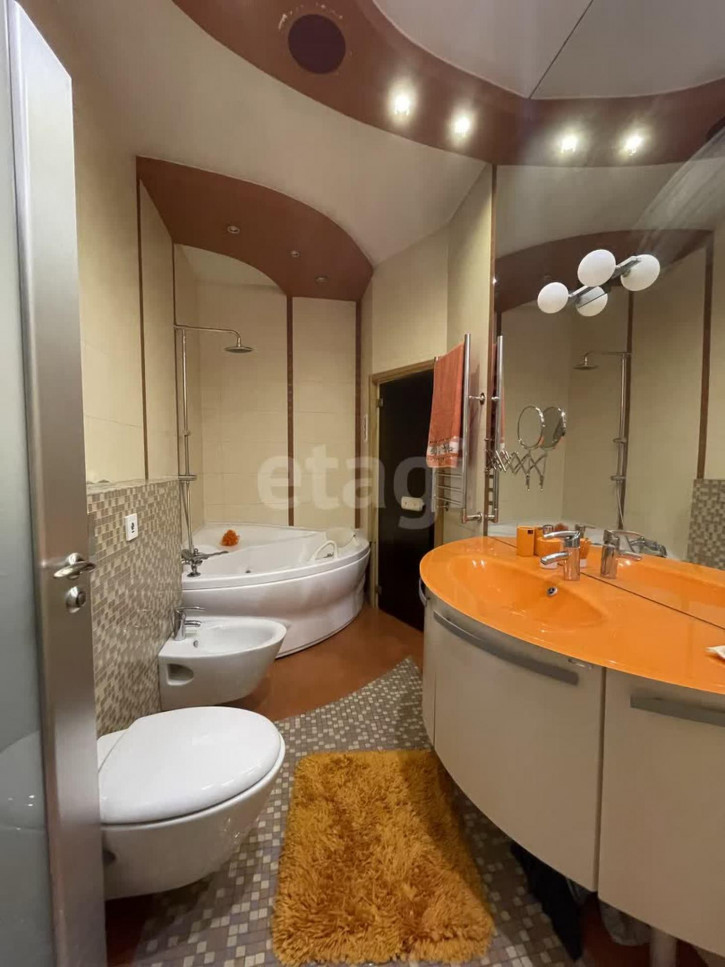 4-комн квартира Водопроводная, 15