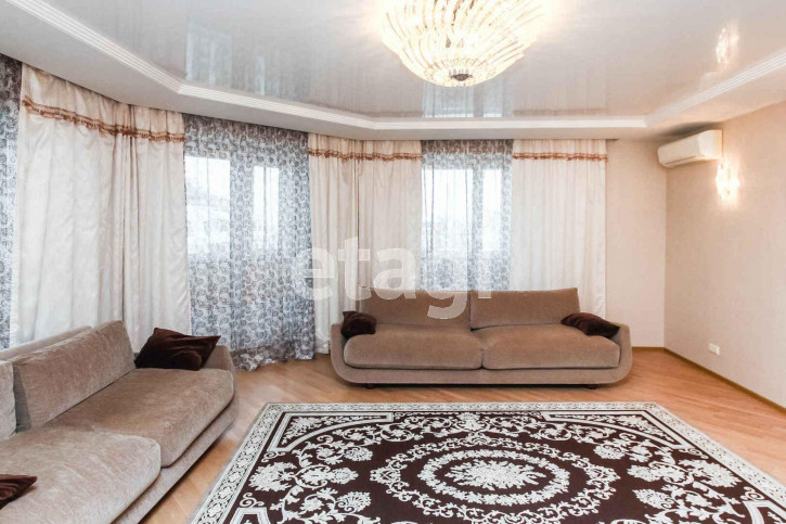 4-комн квартира Герцена, 82/1