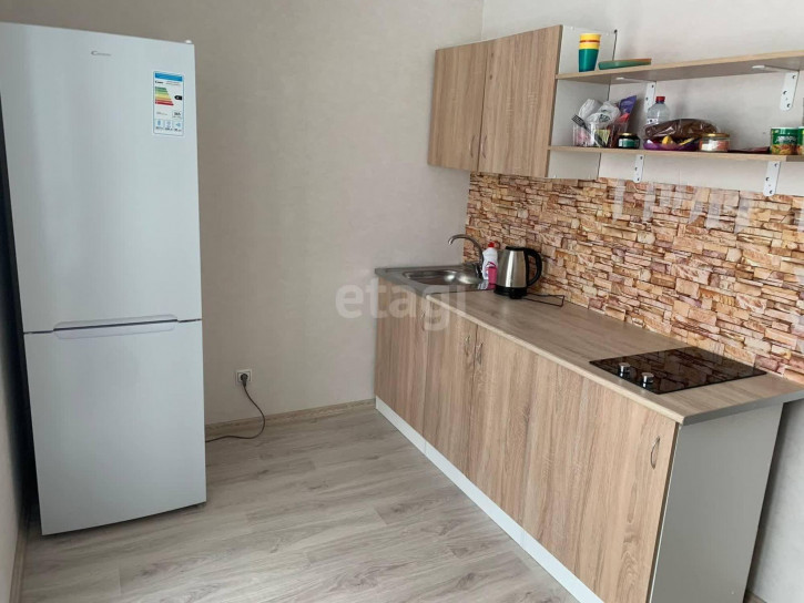 1-комн квартира Светлый Микрорайон, 10