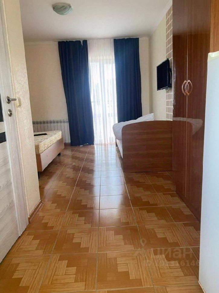 Комната ул Платановая, 11,  д. 11