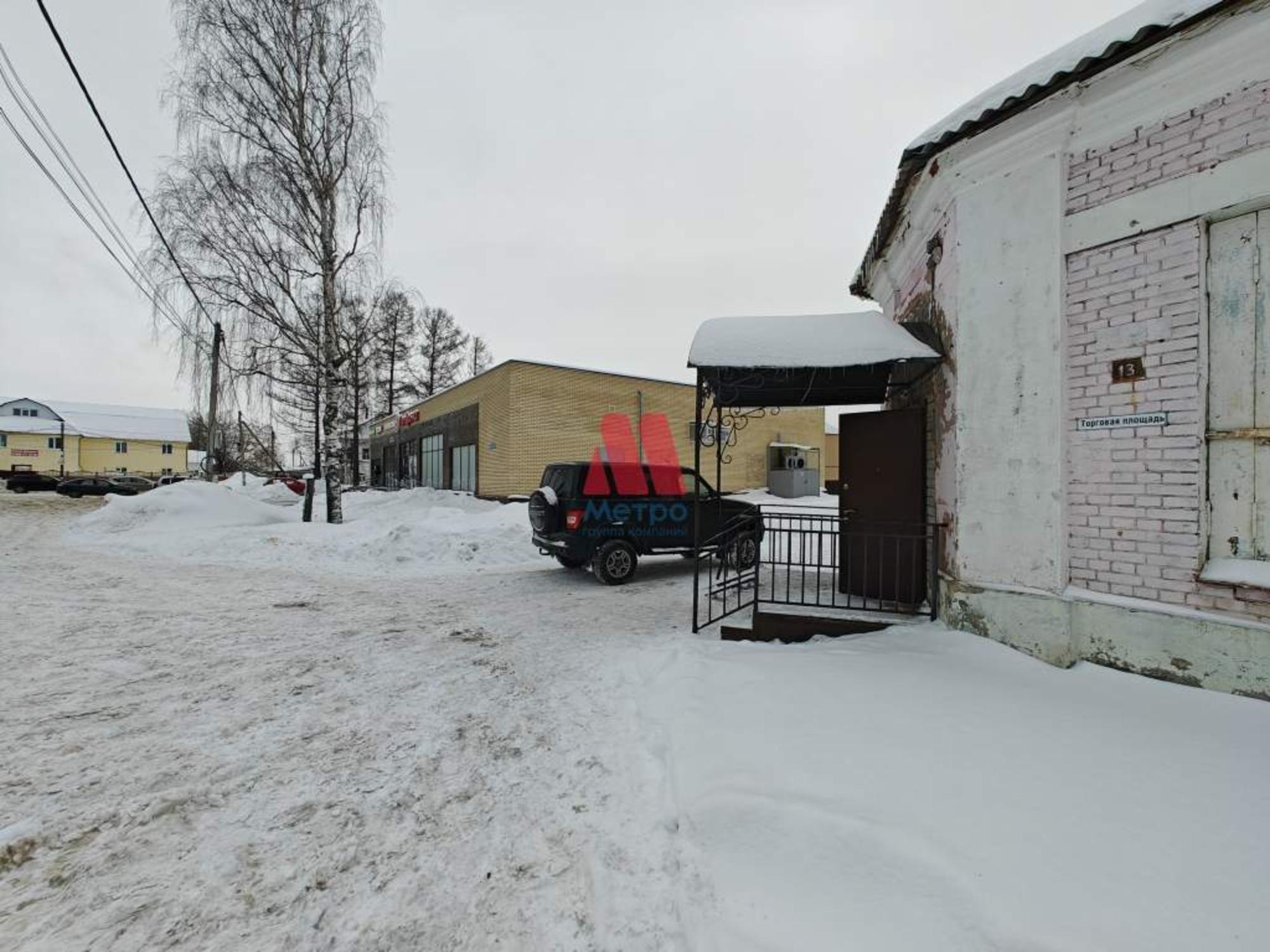 Сдать торговое помещение за 80 000 рублей на Торговая площадь, д.13