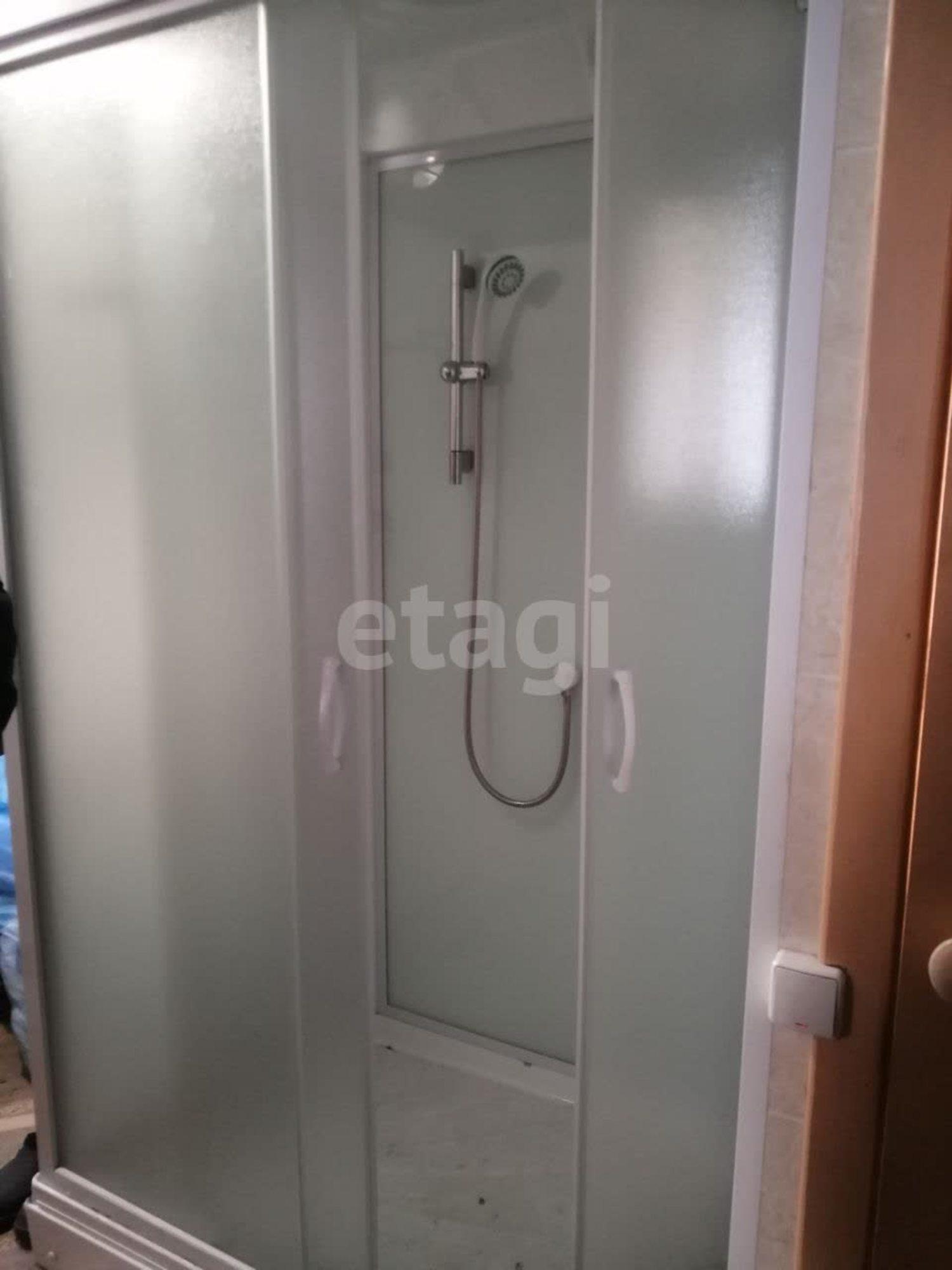 Купить дачу, дом, коттедж за 8 150 000 рублей на 2-я Садовая улица