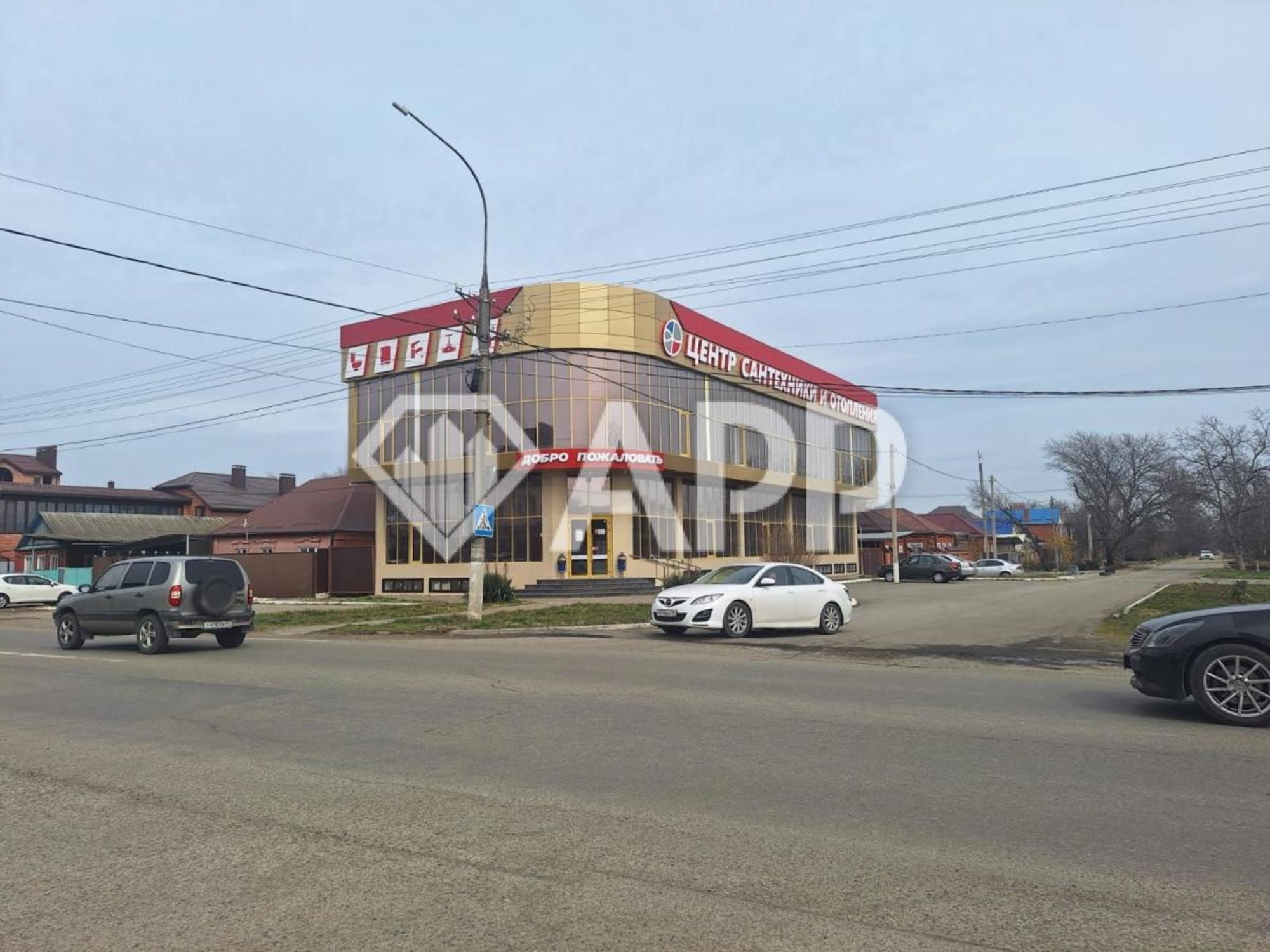 Купить торговое помещение за 69 000 000 рублей на ул Кропоткина, 153