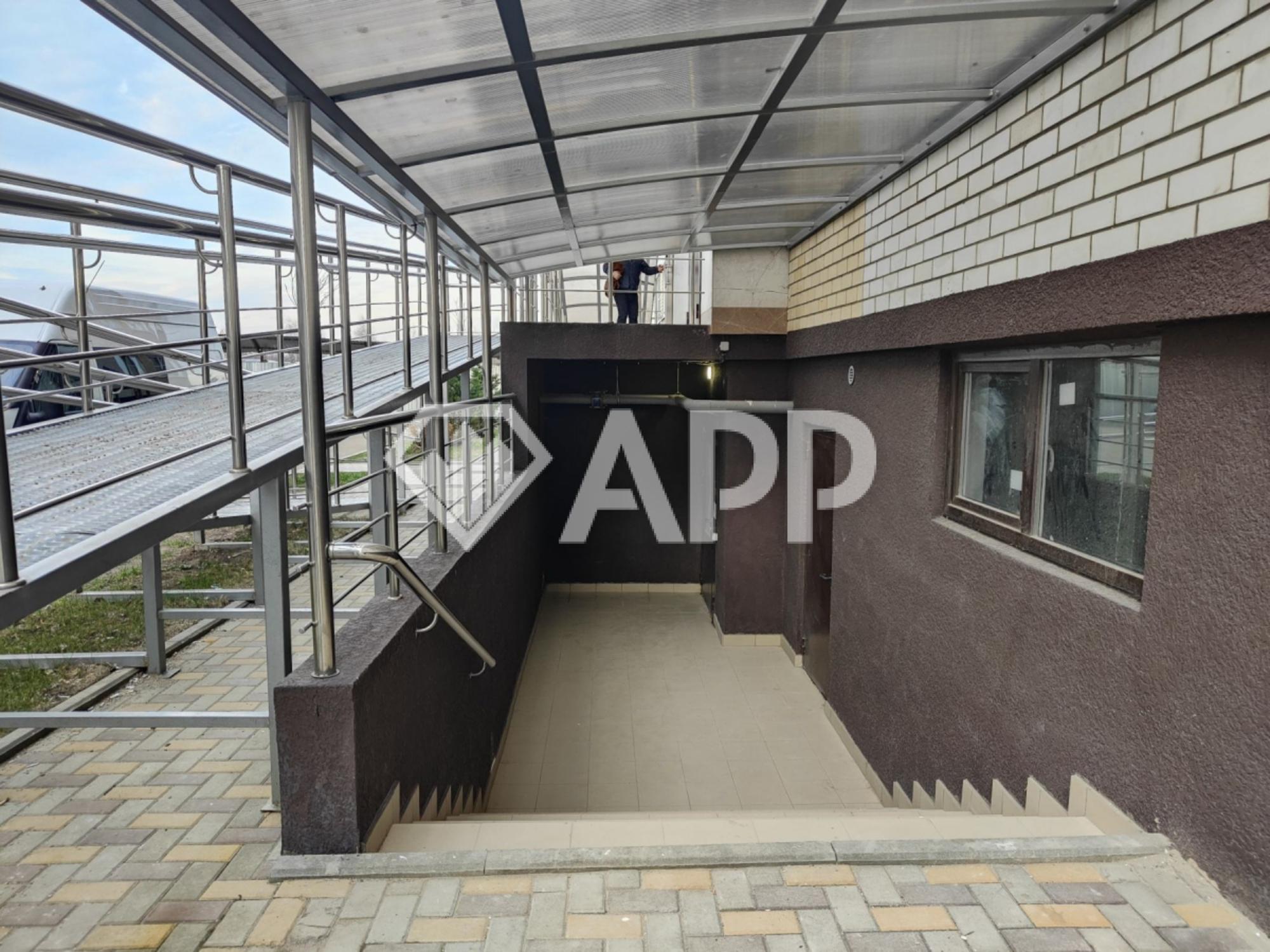 Купить торговое помещение за 4 600 000 рублей на ул Заполярная, 35 Купить торговое помещение за 4 600 000 рублей на ул Заполярная, 35