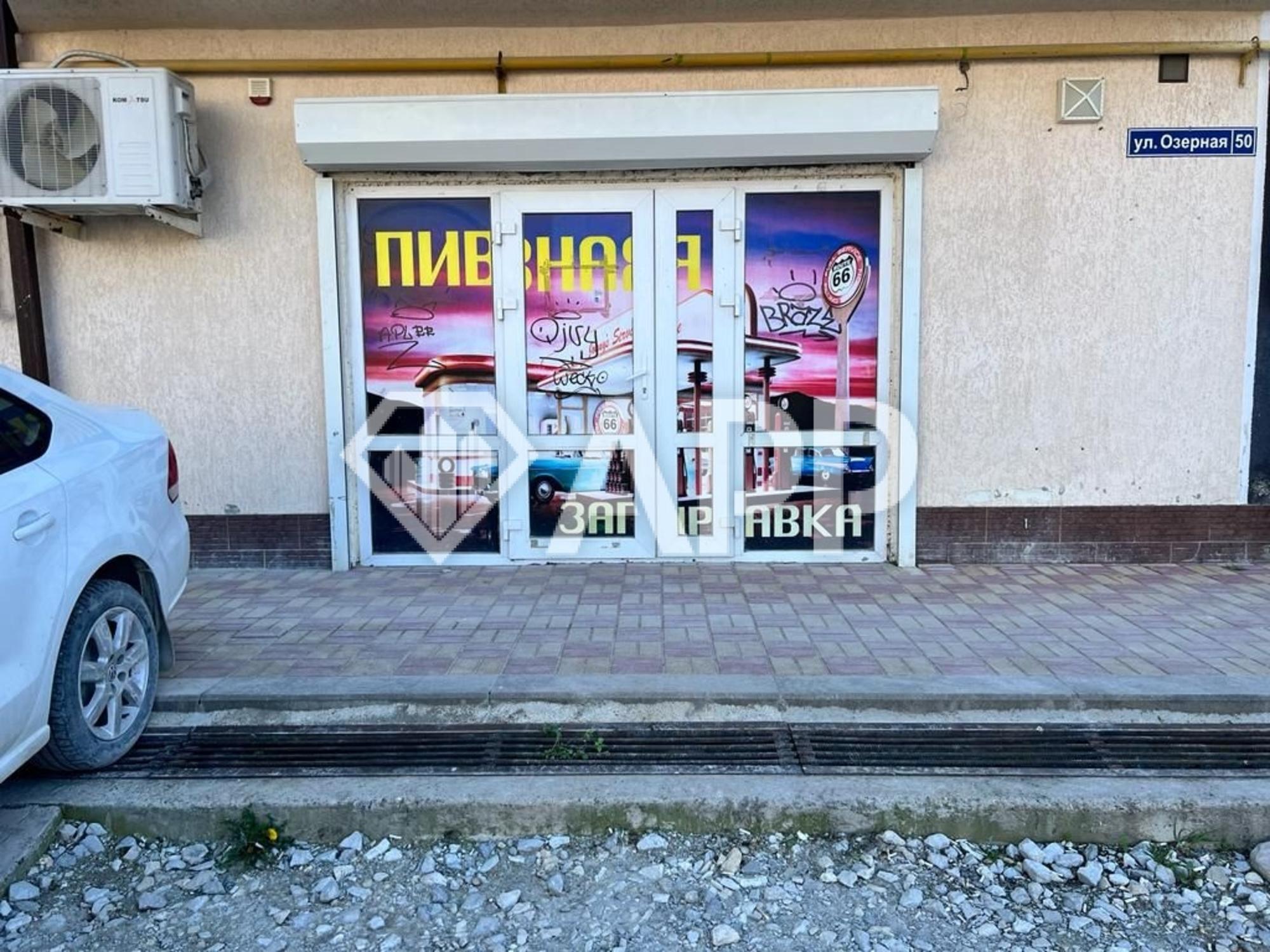 Купить торговое помещение за 39 000 000 рублей на площадь имени Погодина