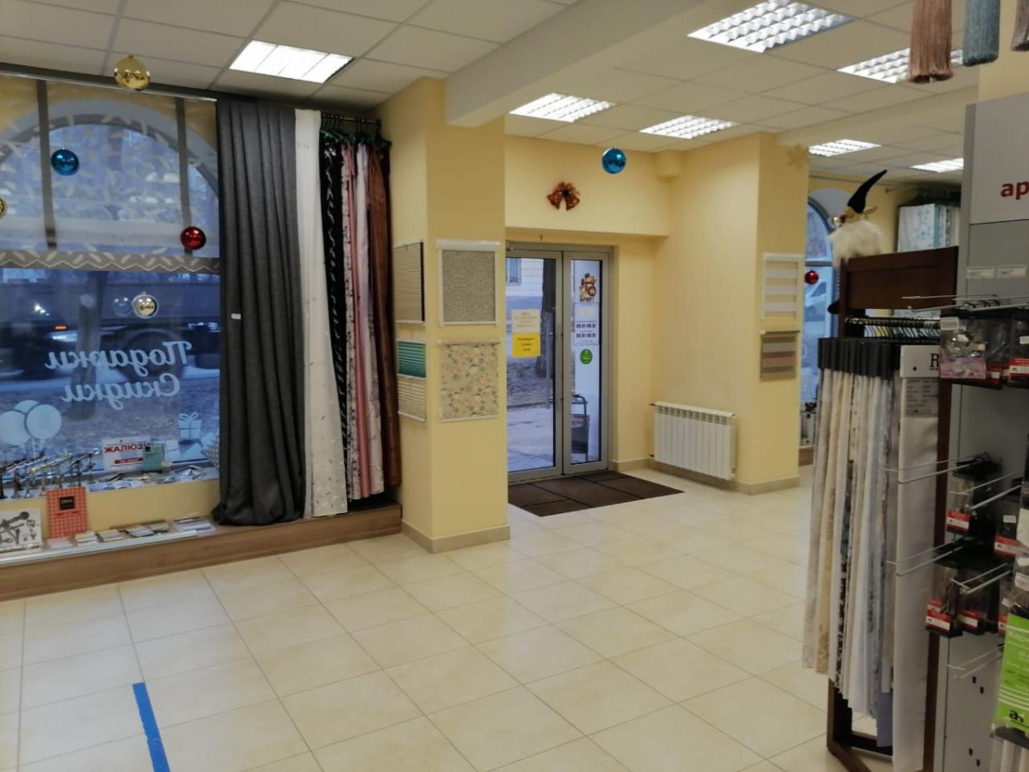Сдать торговое помещение за 151 250 рублей на пр-кт Масленникова, 25