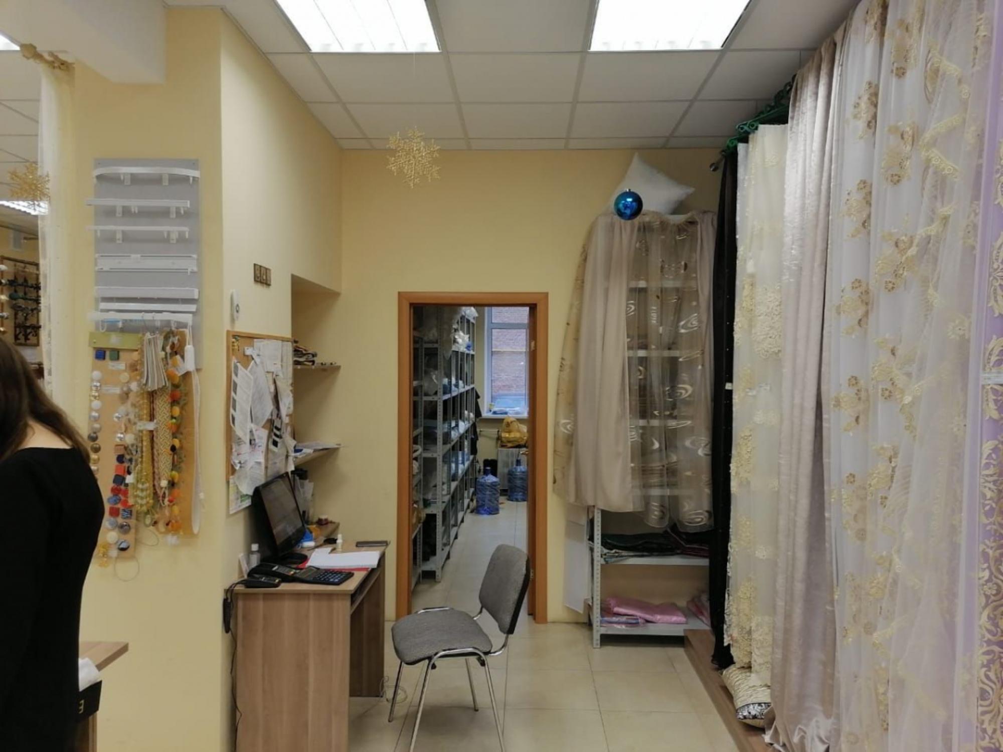 Сдать торговое помещение за 151 250 рублей на пр-кт Масленникова, 25