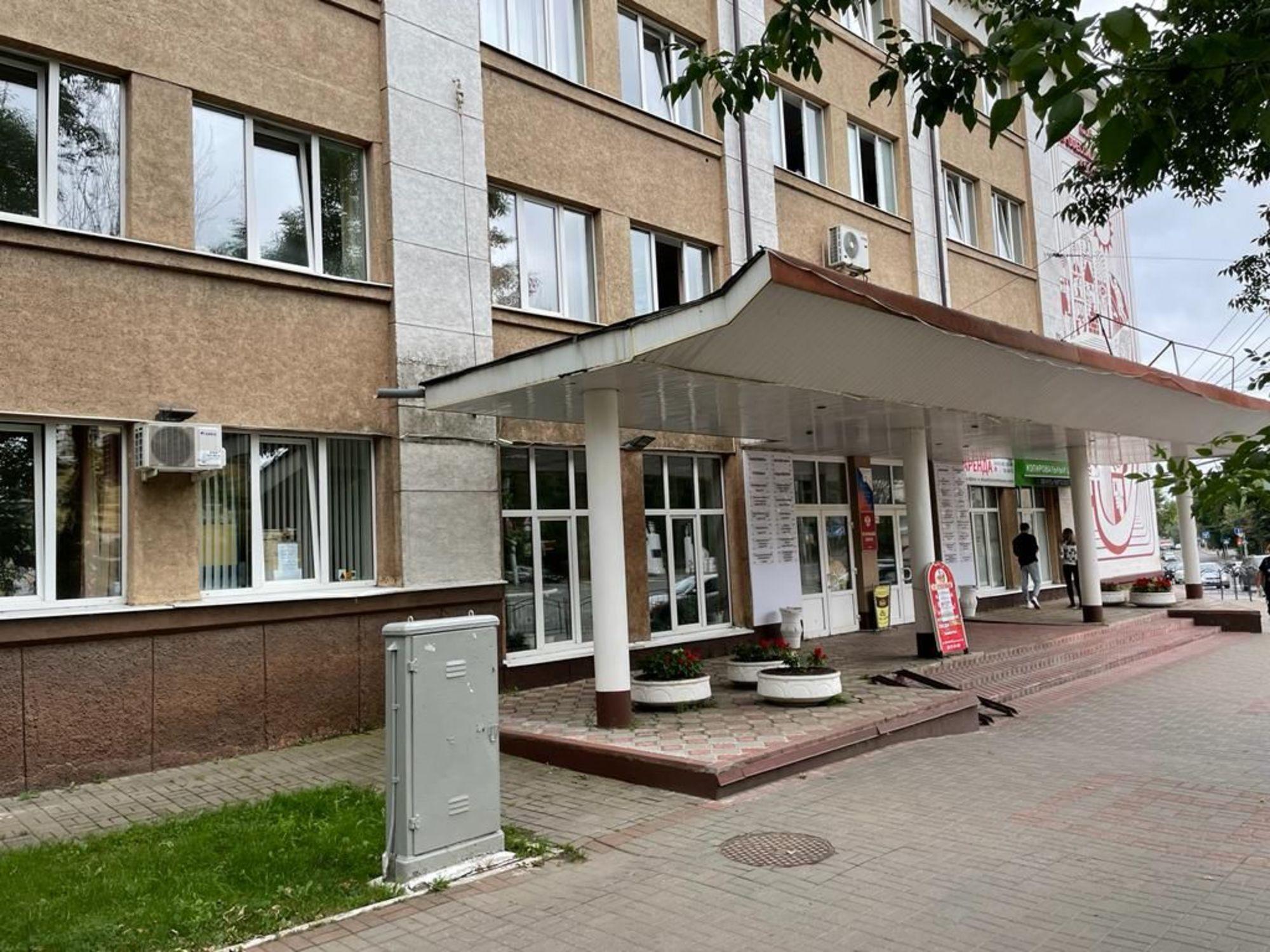 Сдать офис, помещение под офис за 20 500 рублей на ул Ленина, 81