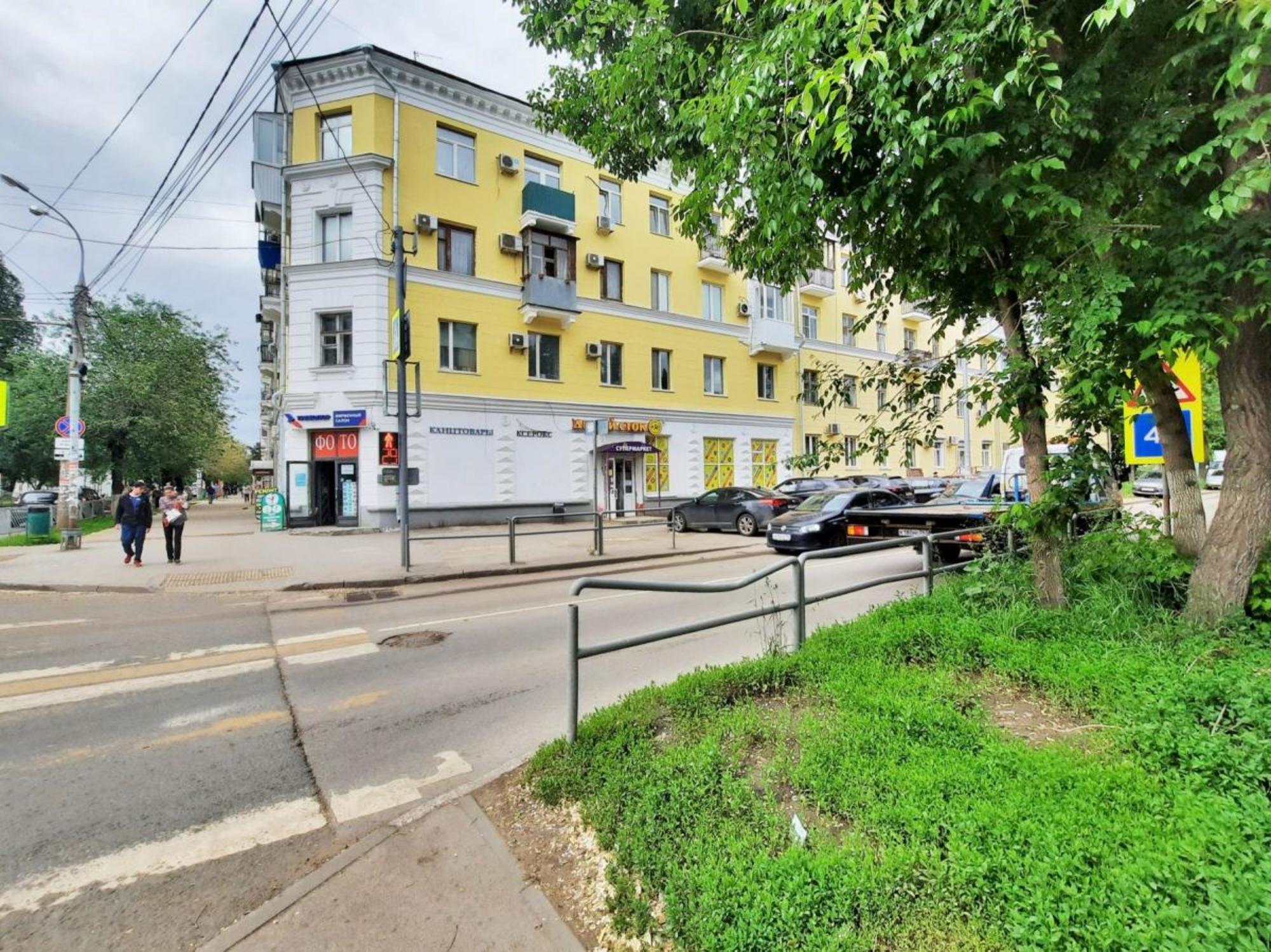 Сдать торговое помещение за 350 000 рублей на ул Победы, 106