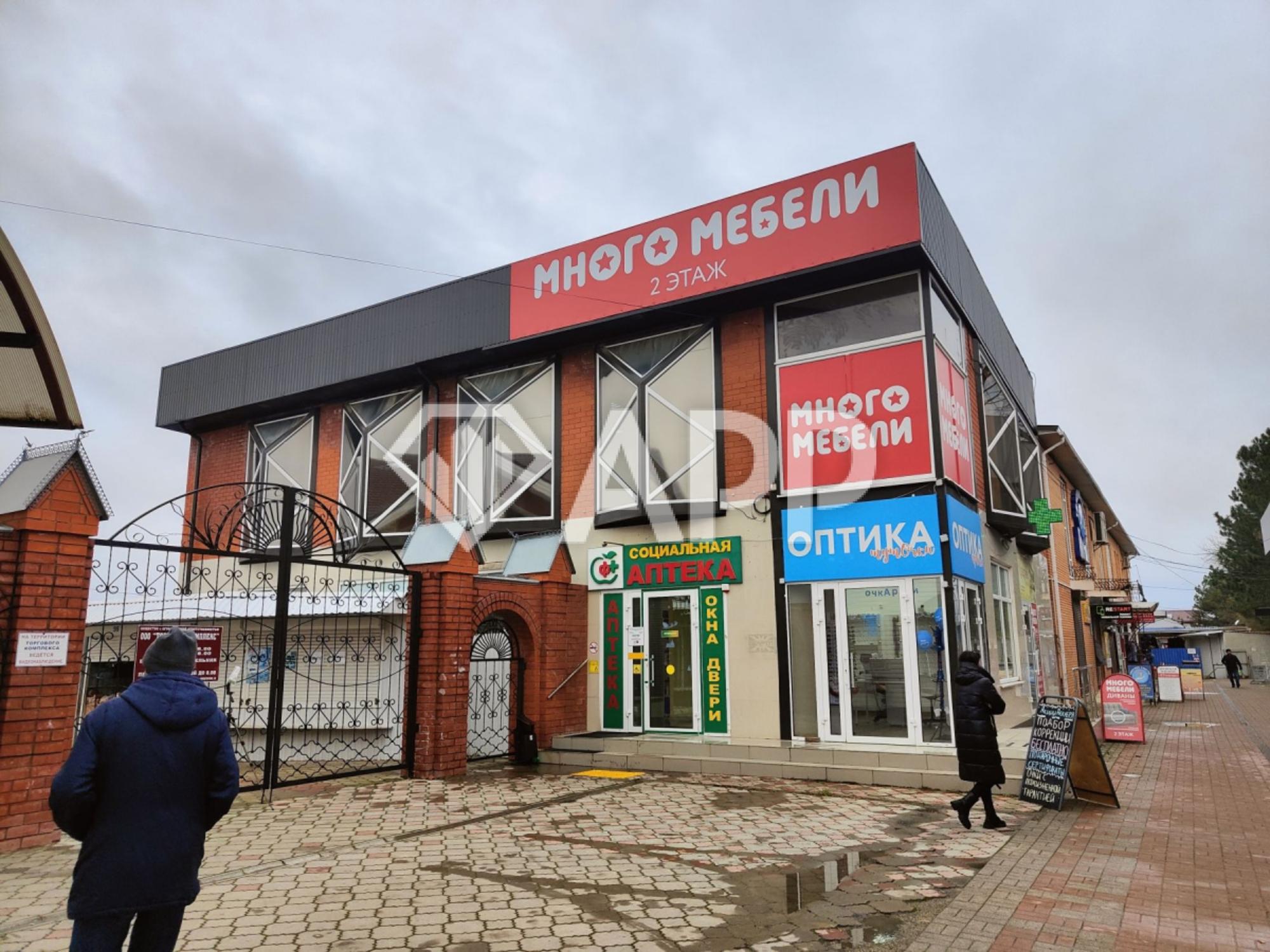 Купить торговое помещение за 25 000 000 рублей на ул им. Островского, 73