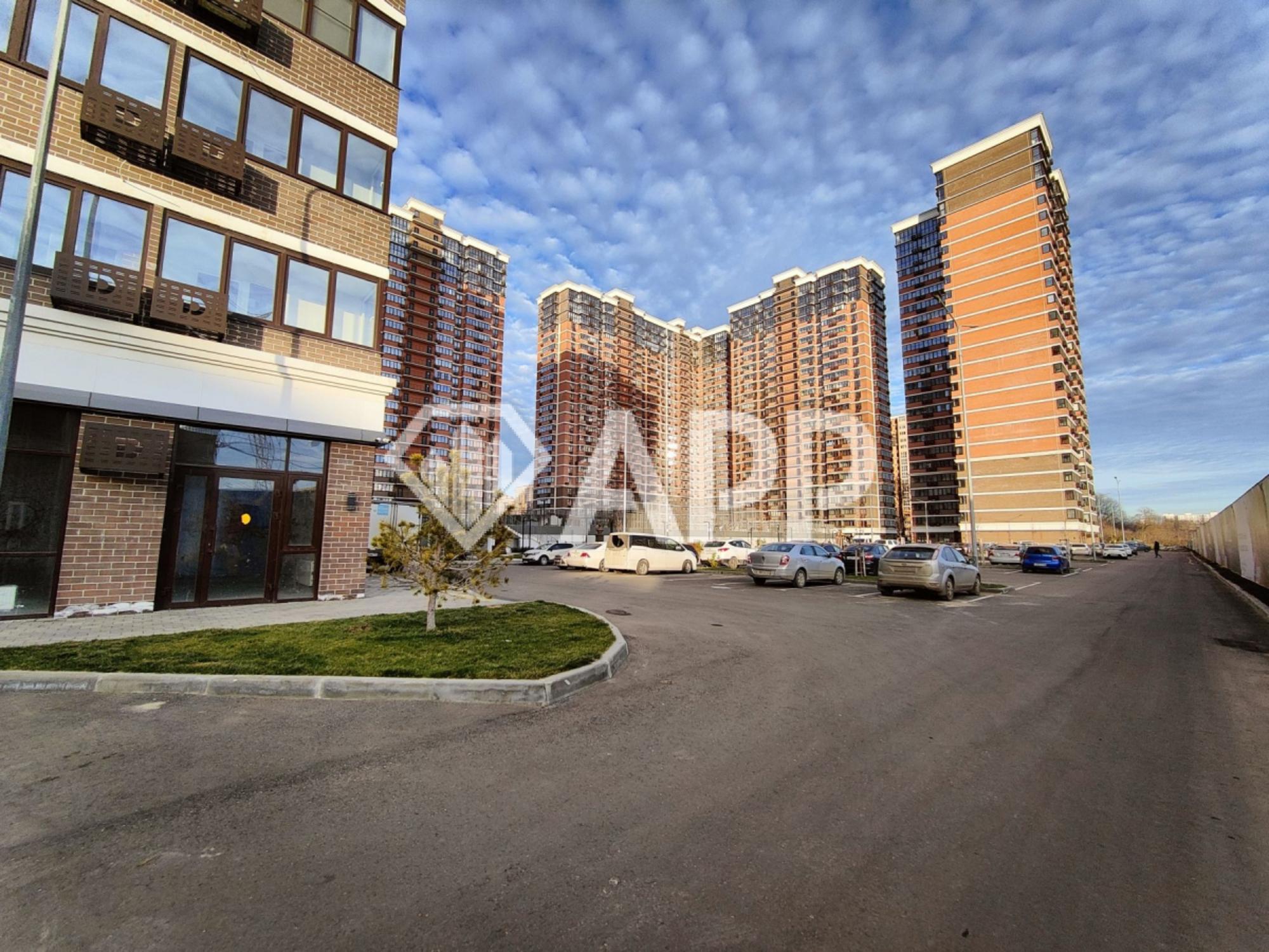 Купить торговое помещение за 23 450 000 рублей на ул им. Героя Пешкова, 14