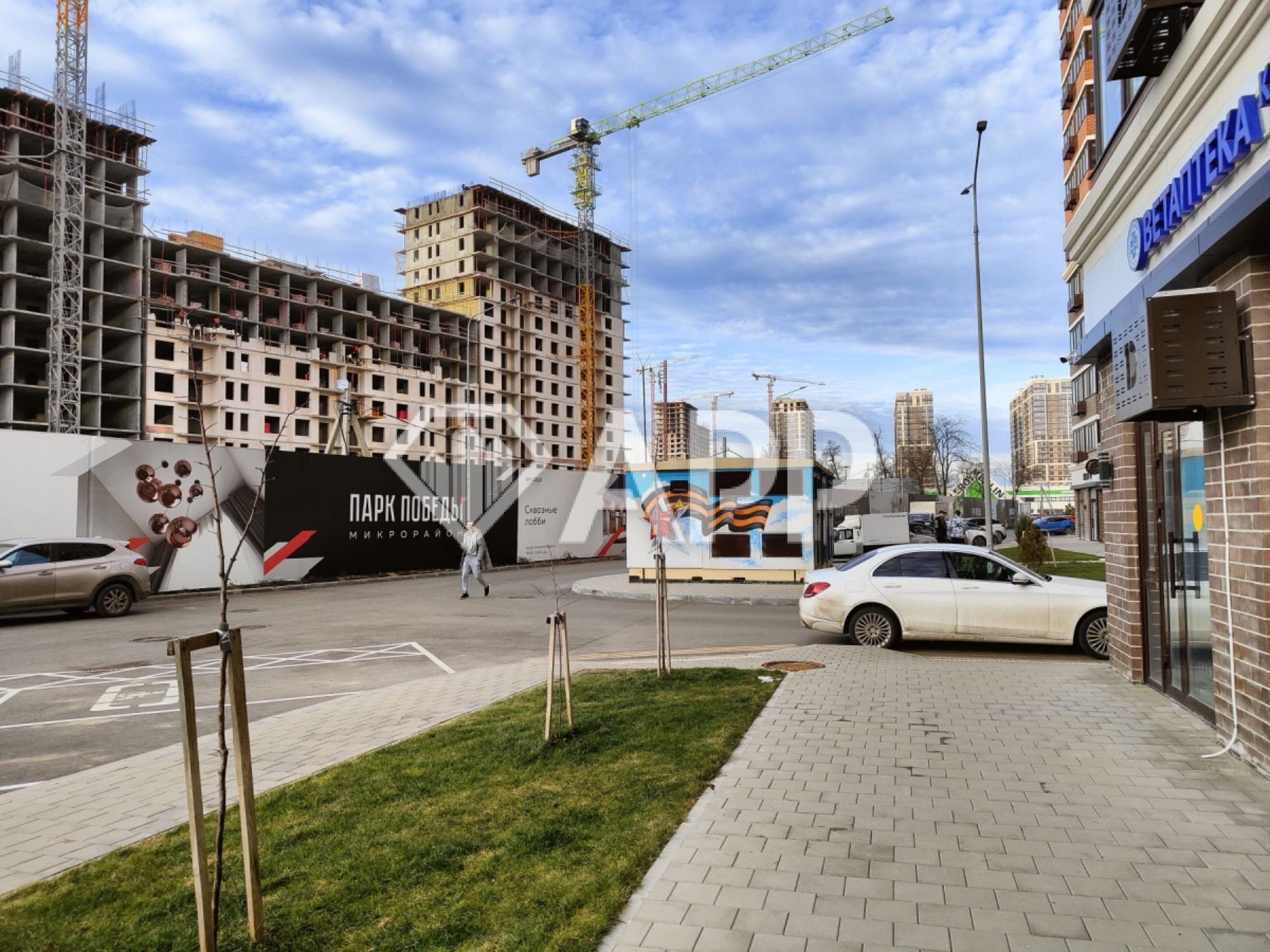 Купить торговое помещение за 23 450 000 рублей на ул им. Героя Пешкова, 14