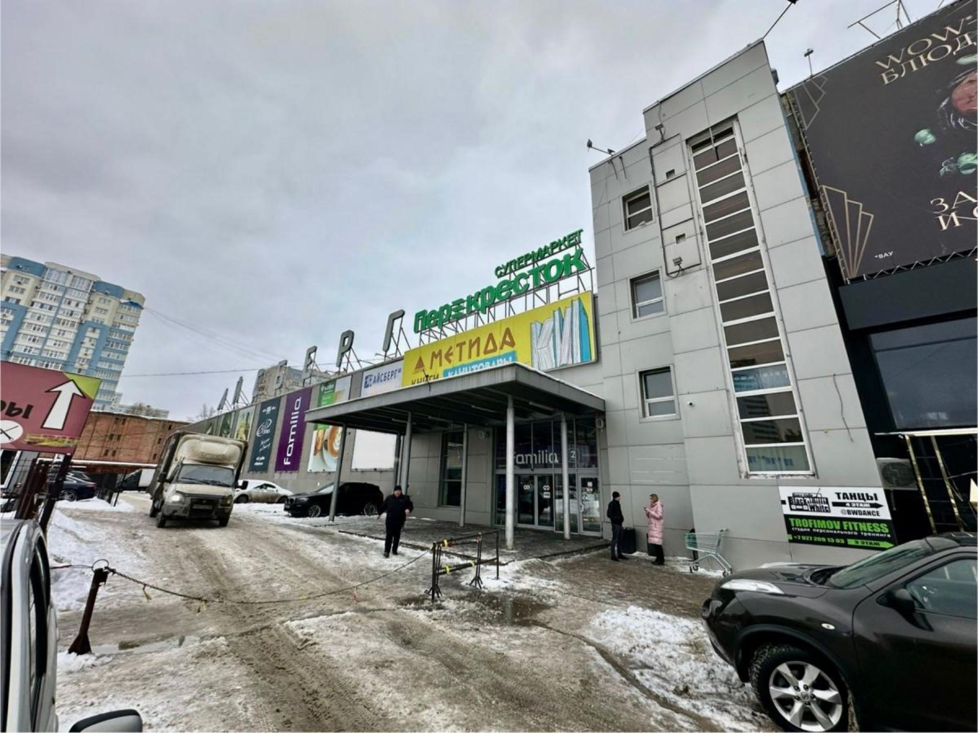 Сдать торговое помещение за 64 400 рублей на ул Дачная, 2