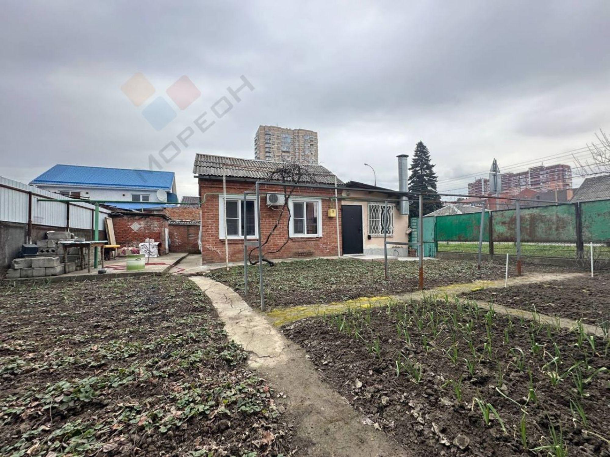 Купить дачу, дом, коттедж за 18 000 000 рублей на Таманская ул, 135