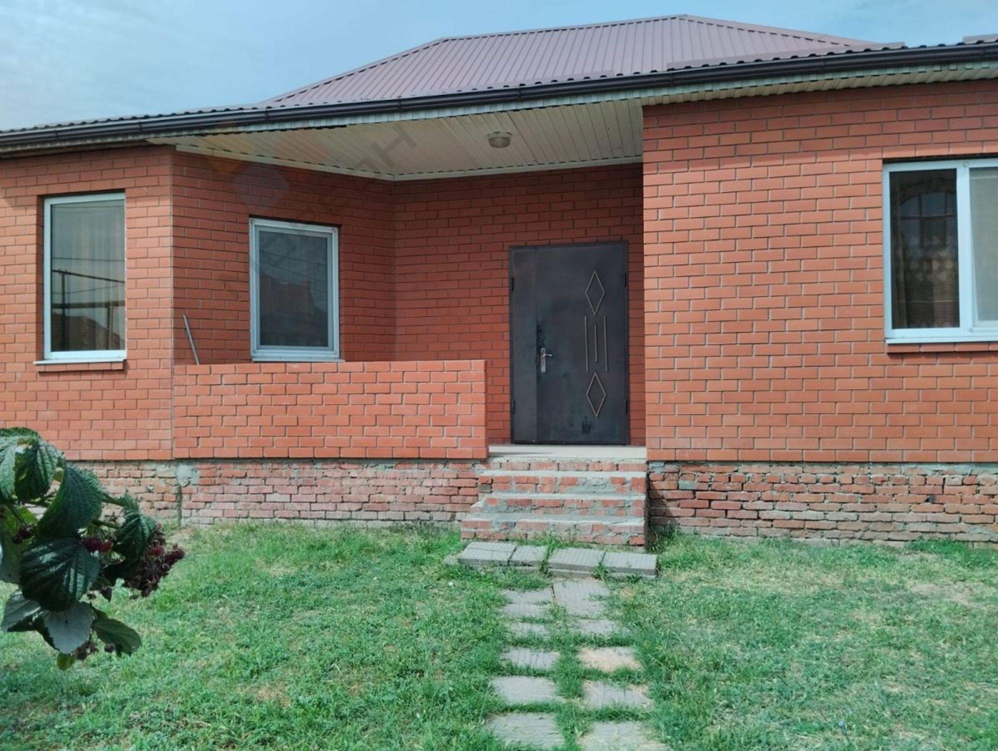 Купить дачу, дом, коттедж за 20 000 000 рублей на Шовгенова ул, 84