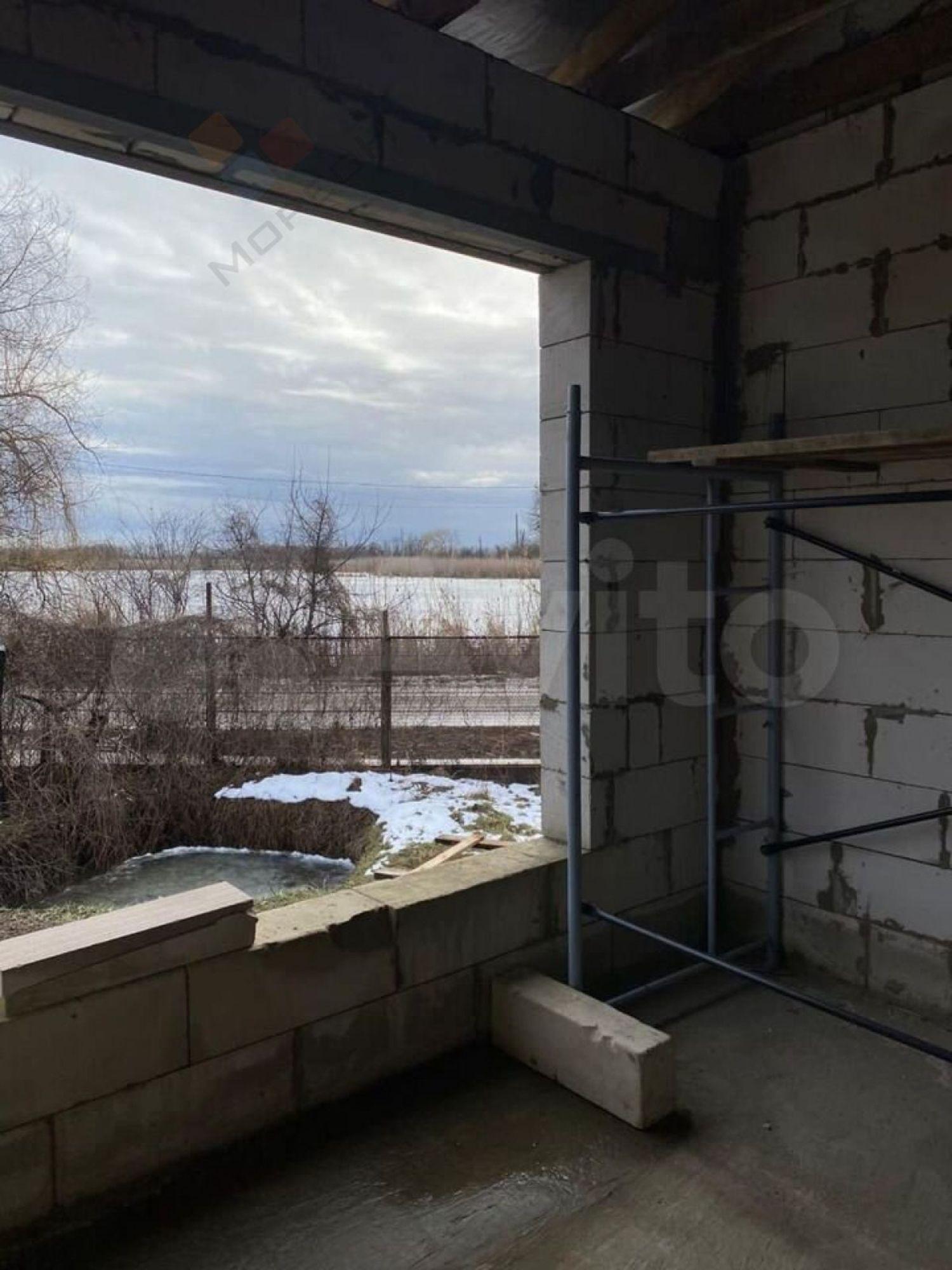 Купить дачу, дом, коттедж за 6 000 000 рублей на Розы Люксембург ул, 2/А