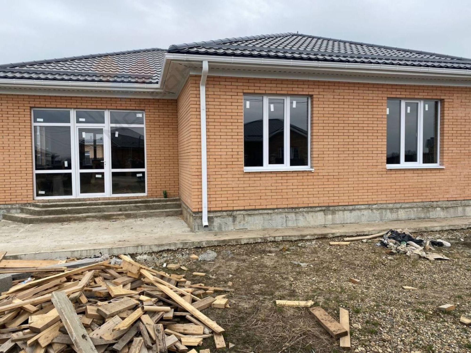 Купить дачу, дом, коттедж за 12 500 000 рублей на Краснодарская ул, 57