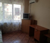 комната 13.4 кв м Атарбекова ул, 52