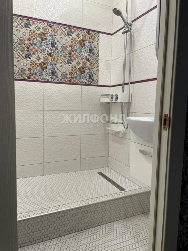 3-комн квартира Академика Киренского улица, д.75