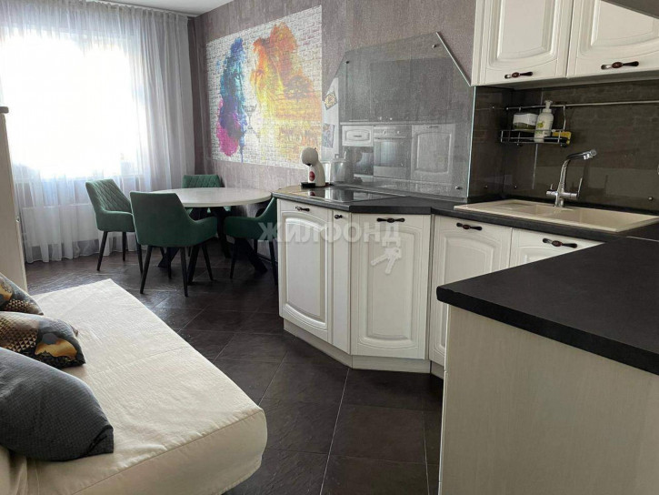 3-комн квартира Академика Киренского улица, д.75
