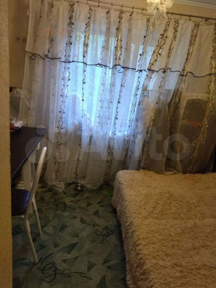 2-комн квартира Горького ул, 137