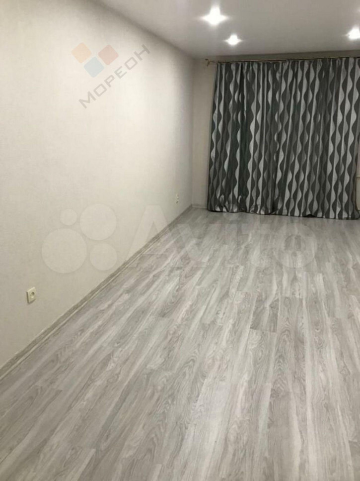 Комната Атарбекова ул, 52