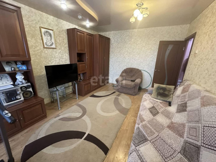 2-комн квартира Юных Пионеров, 30