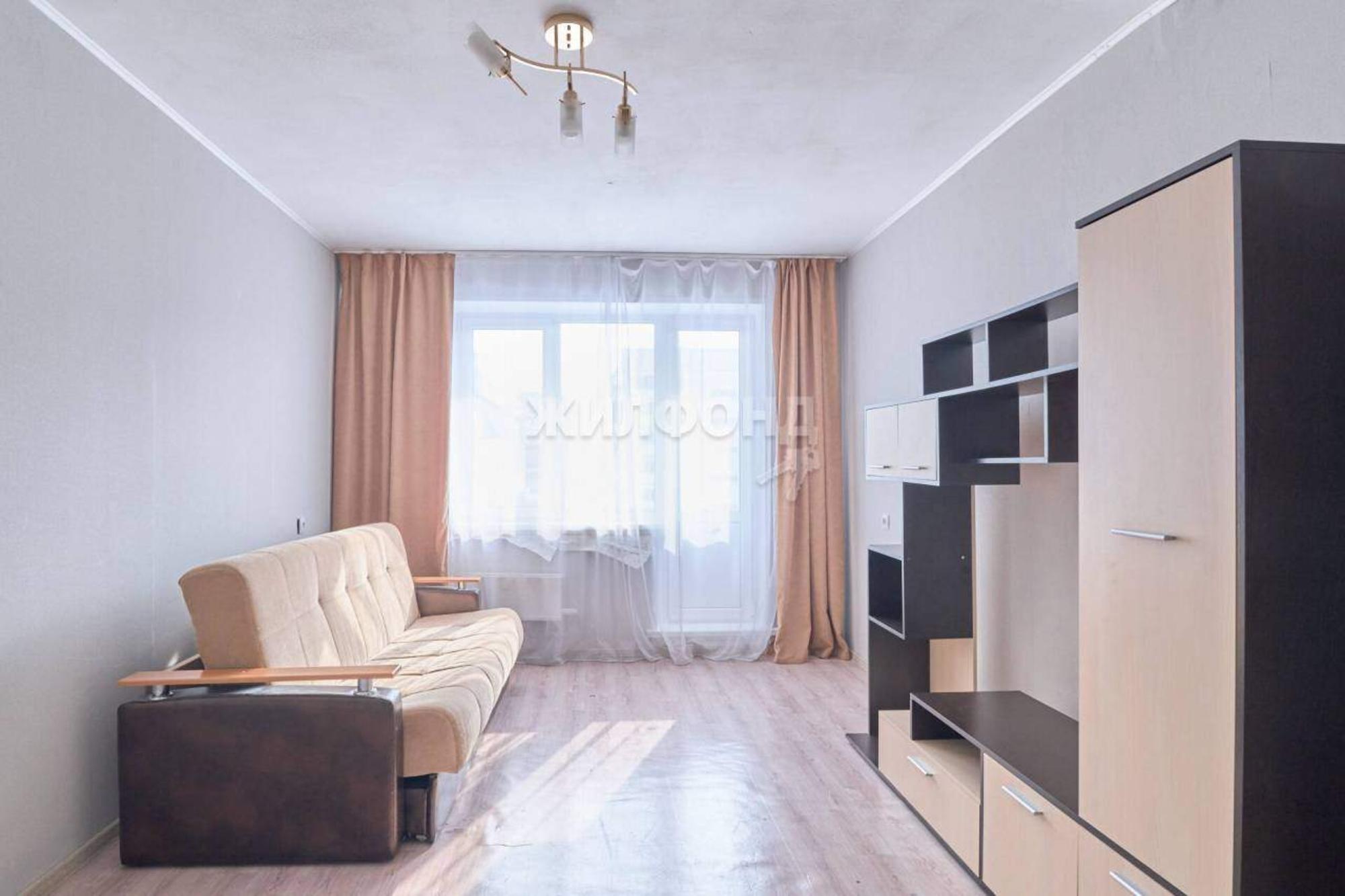 Купить квартиру за 5 099 000 рублей на Суворова улица, д.14