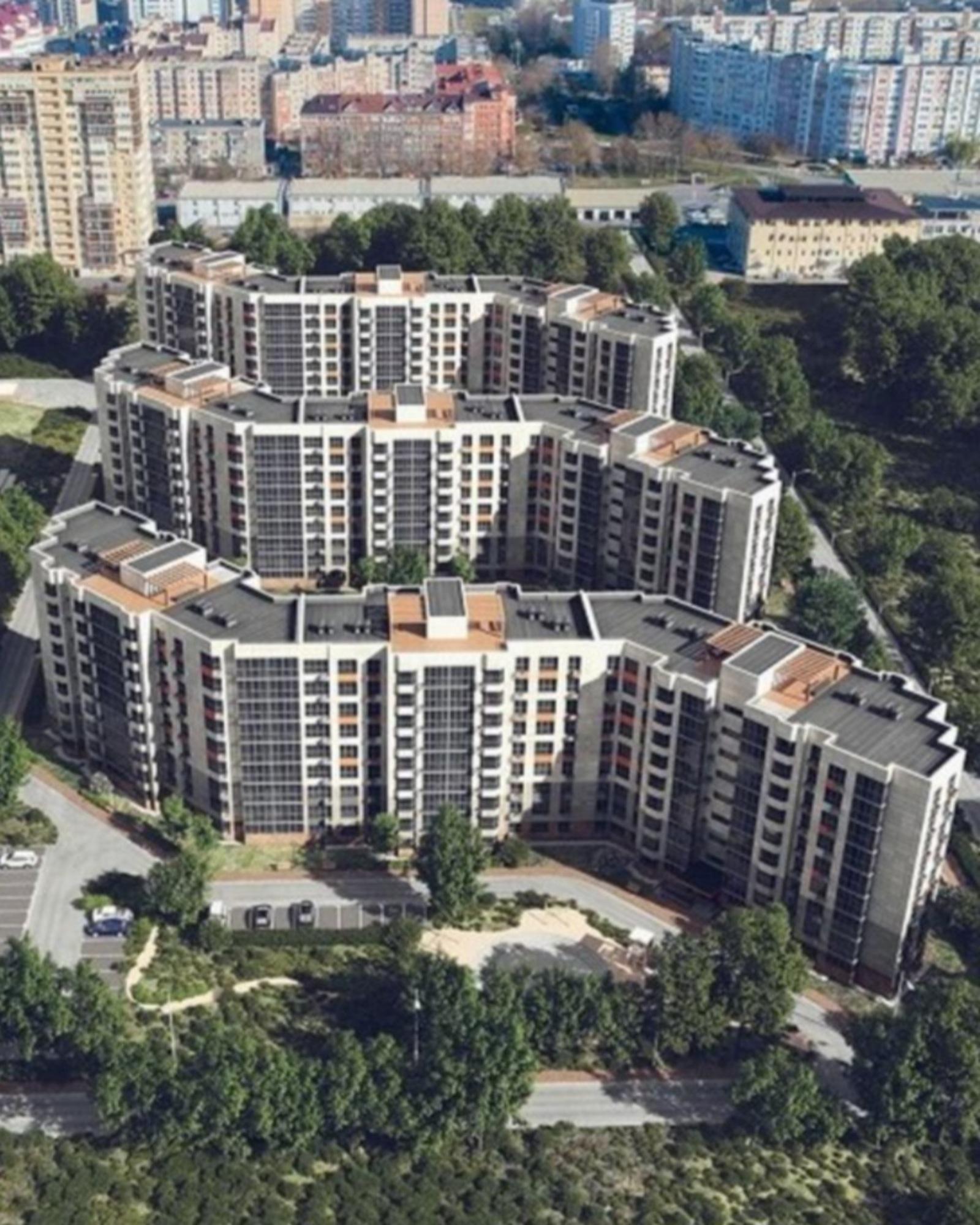 Купить квартиру за 10 300 000 рублей на улица Крылова, 13к2