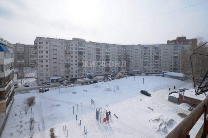 2-комн квартира Суворова улица, д.14