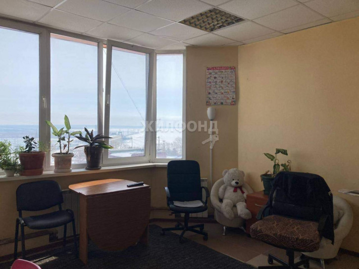 4-комн квартира Софийская улица, д.1/1