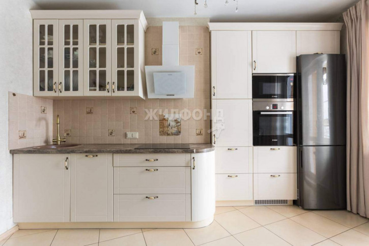 3-комн квартира Чехова улица, д.111