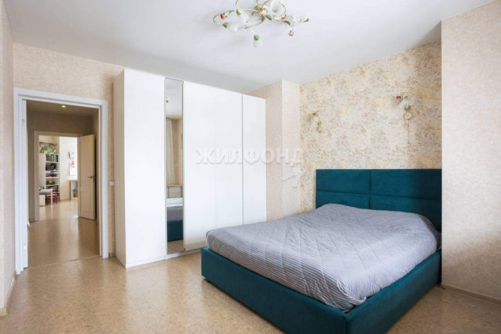 3-комн квартира Чехова улица, д.111