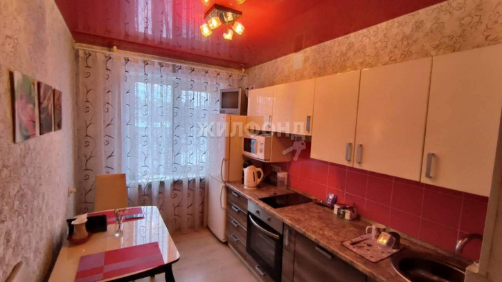 2-комн квартира Тольятти улица, д.43