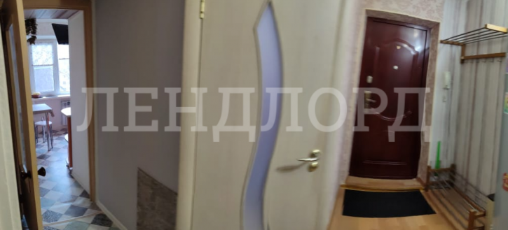3-комн квартира улица Зорге, 2