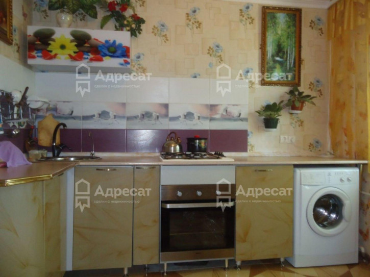 4-комн квартира ул. Костюченко,  д.1а