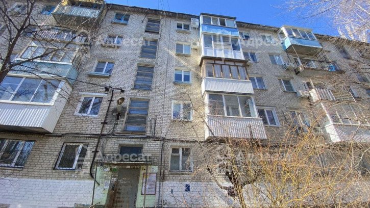 2-комн квартира ул. 64-й Армии,  д.38
