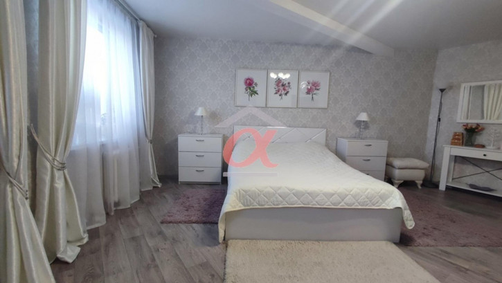 5-комн квартира Октябрьский проспект, 46