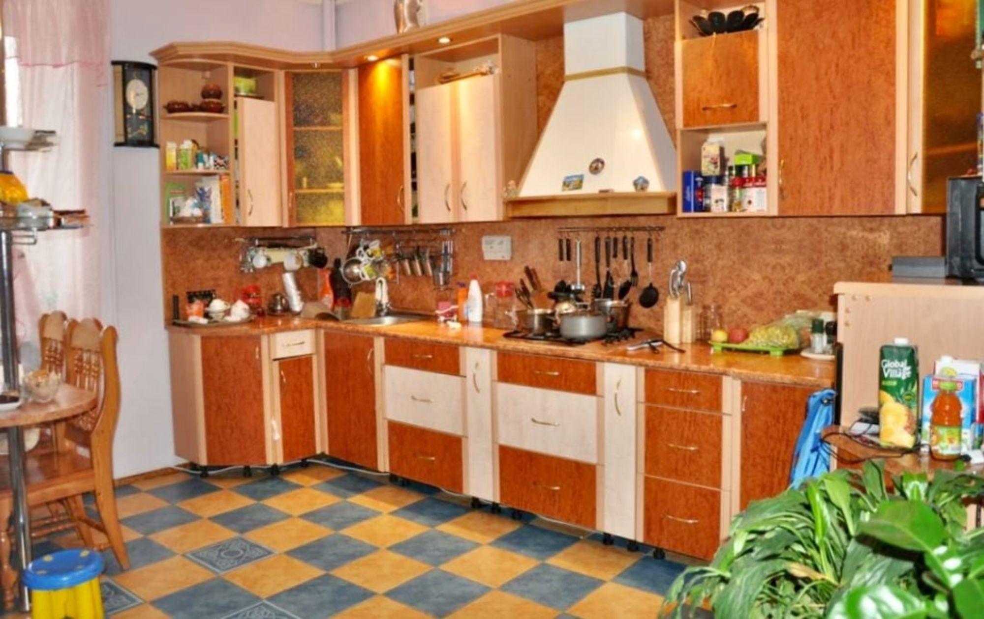 Купить дачу, дом, коттедж за 16 000 000 рублей на Овражный пер, 14