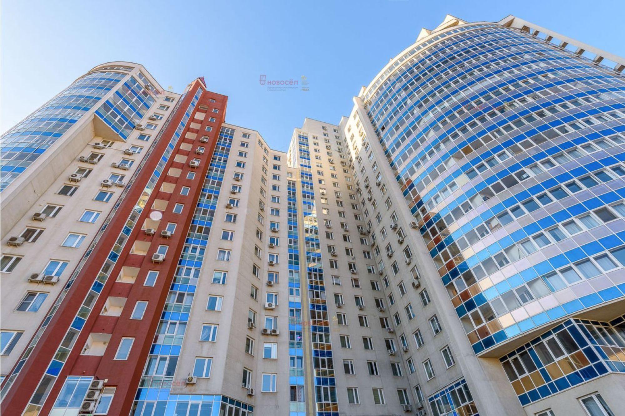 Купить студию за 6 286 000 рублей на Большакова 25